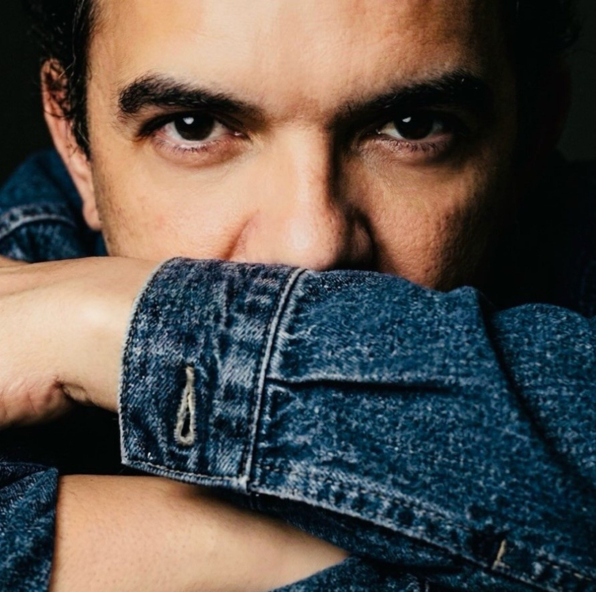Mundo Vivo Galeria recebe homenagem a Caetano Veloso nesta quarta (5/8) 