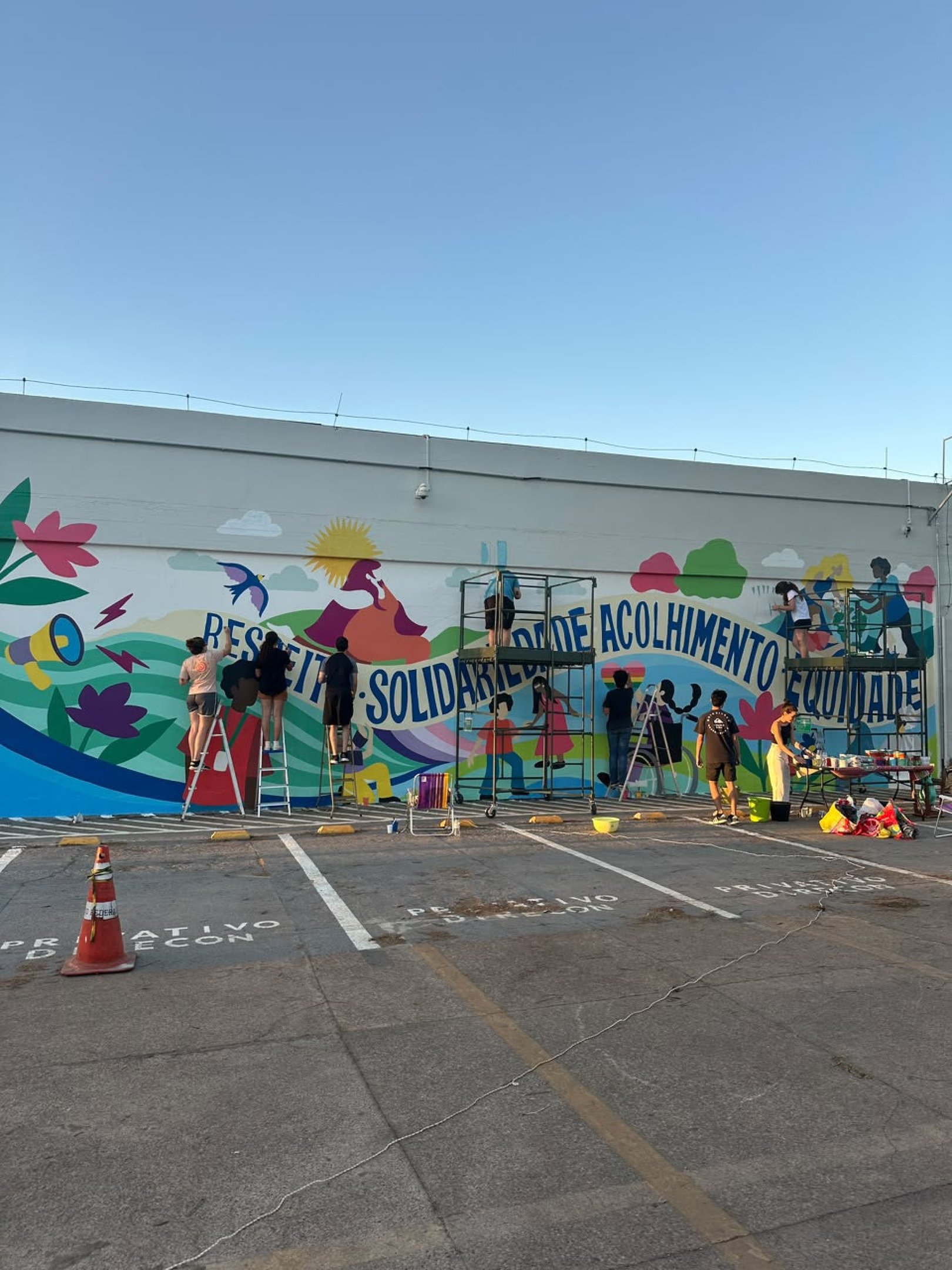 Mural C&iacute;vico, doado pelo Sindilegis ao Senado Federal e realizado pela artista brasiliense Nat&aacute;lia Carneiro. 