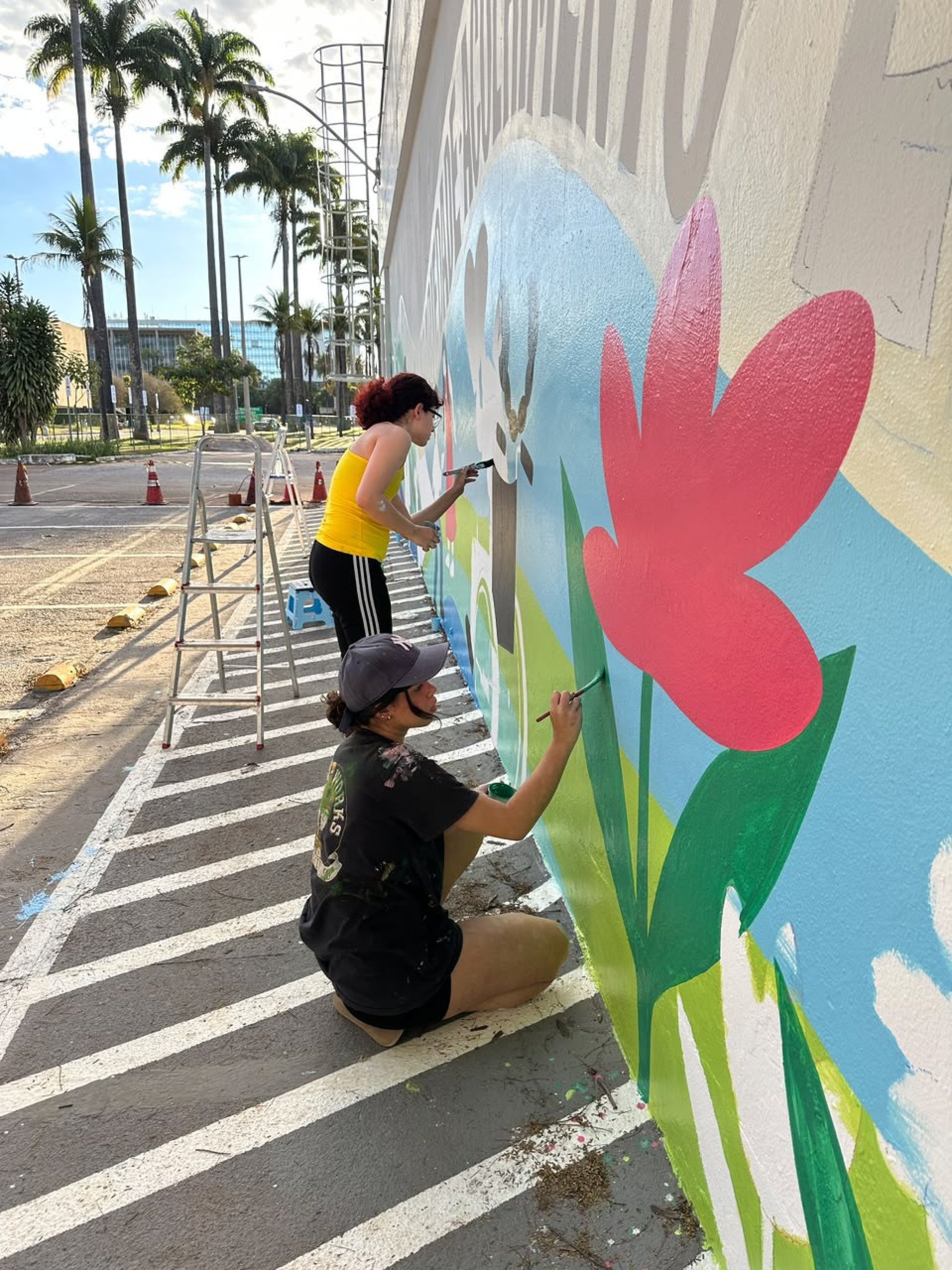Mural C&iacute;vico, doado pelo Sindilegis ao Senado Federal e realizado pela artista brasiliense Nat&aacute;lia Carneiro. 
