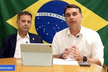 Senador Rogério Marinho (E) e Flávio Bolsonaro (D) - (crédito: Reprodução/ YouTube) Senador Rogério Marinho (E) e Flávio Bolsonaro (D) - (crédito: Reprodução/ YouTube)