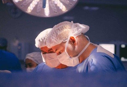 A aposentada Celina Araújo Xavier passou pelo procedimento de alta complexidade que durou oito horas -  (crédito: Material cedido ao Correio) -A aposentada Celina Araújo Xavier passou pelo procedimento de alta complexidade que durou oito horas -  (crédito: Material cedido ao Correio)