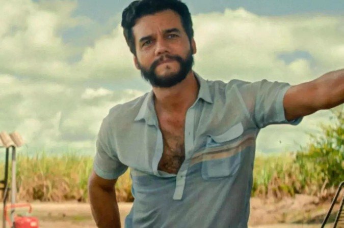 Wagner Moura bate o martelo sobre volta às novelas e revela motivo