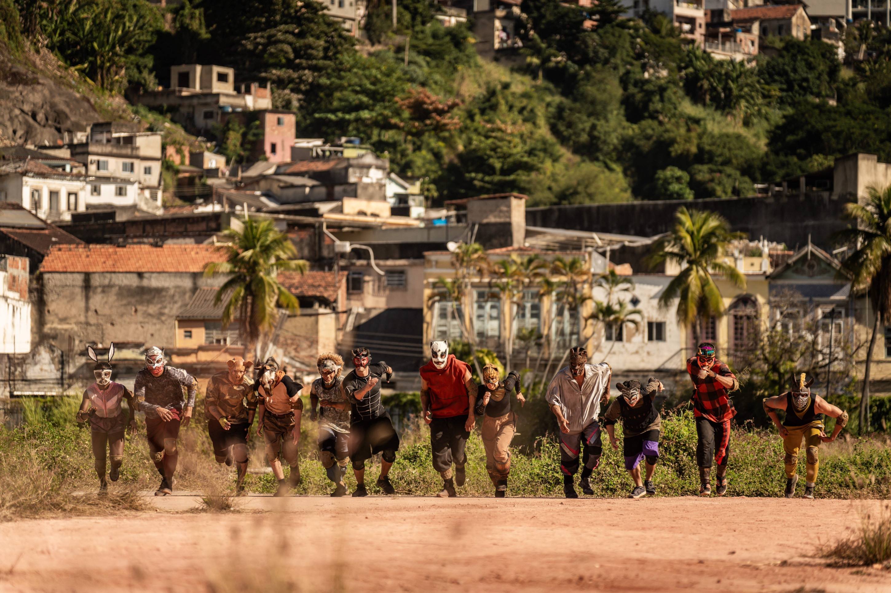 Rio de Janeiro se transforma em palco de uma disputa brutal no novo filme do Prime Video    