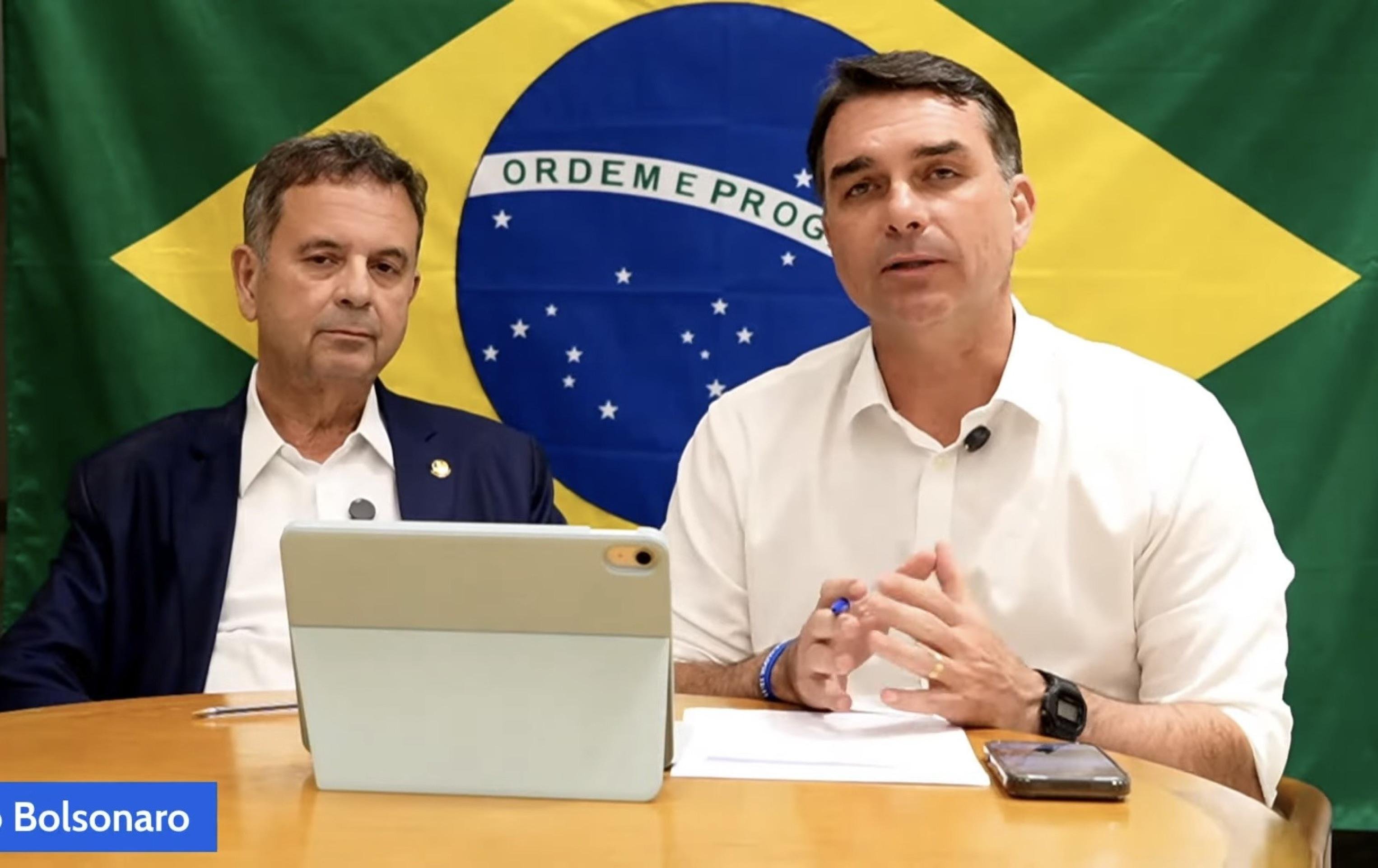 Em live, Flávio Bolsonaro lança aliados e mira maioria no Senado