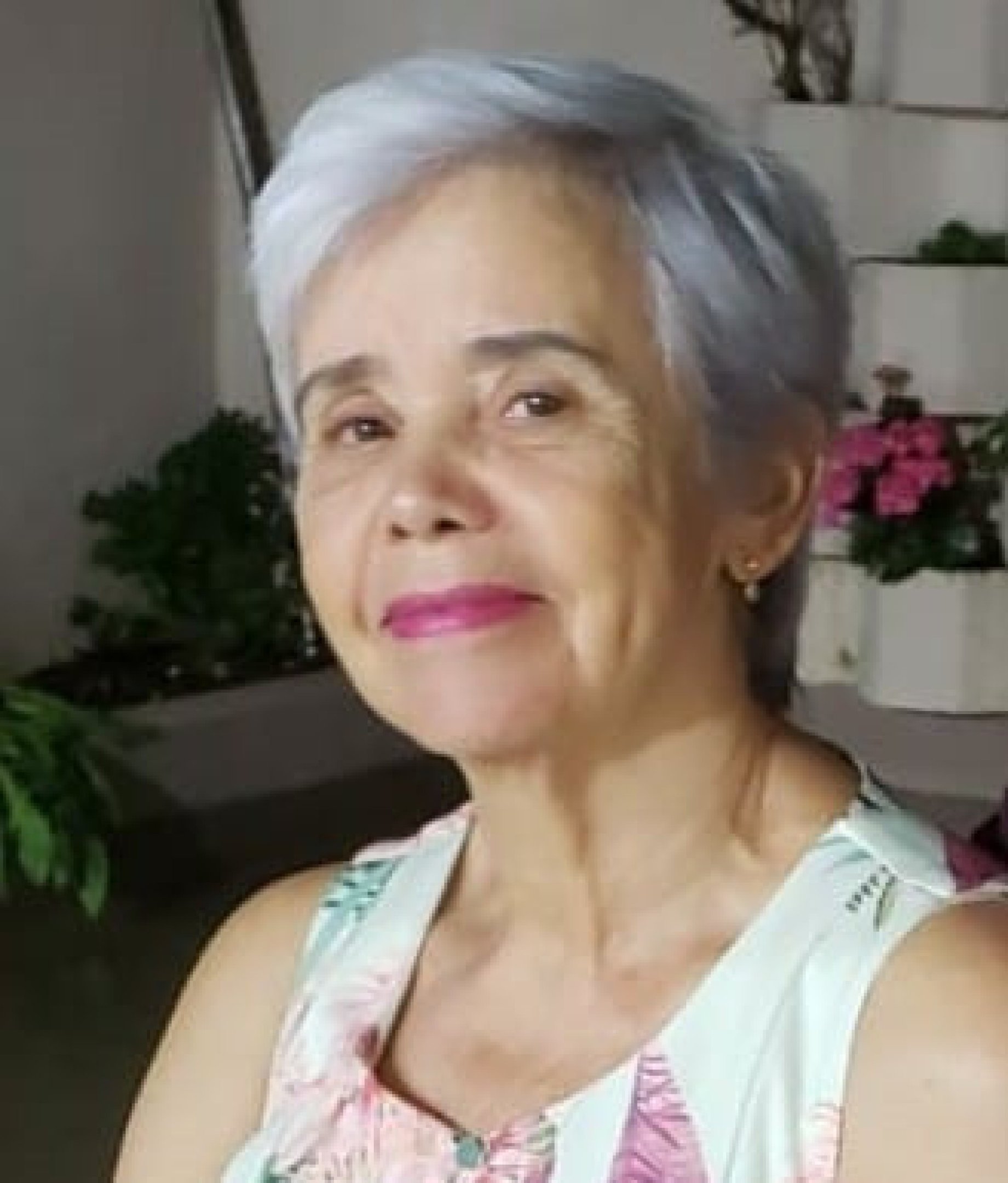Celina Ara&uacute;jo Xavier perdeu grande parte da estrutura &oacute;ssea da bacia ap&oacute;s uma fratura 