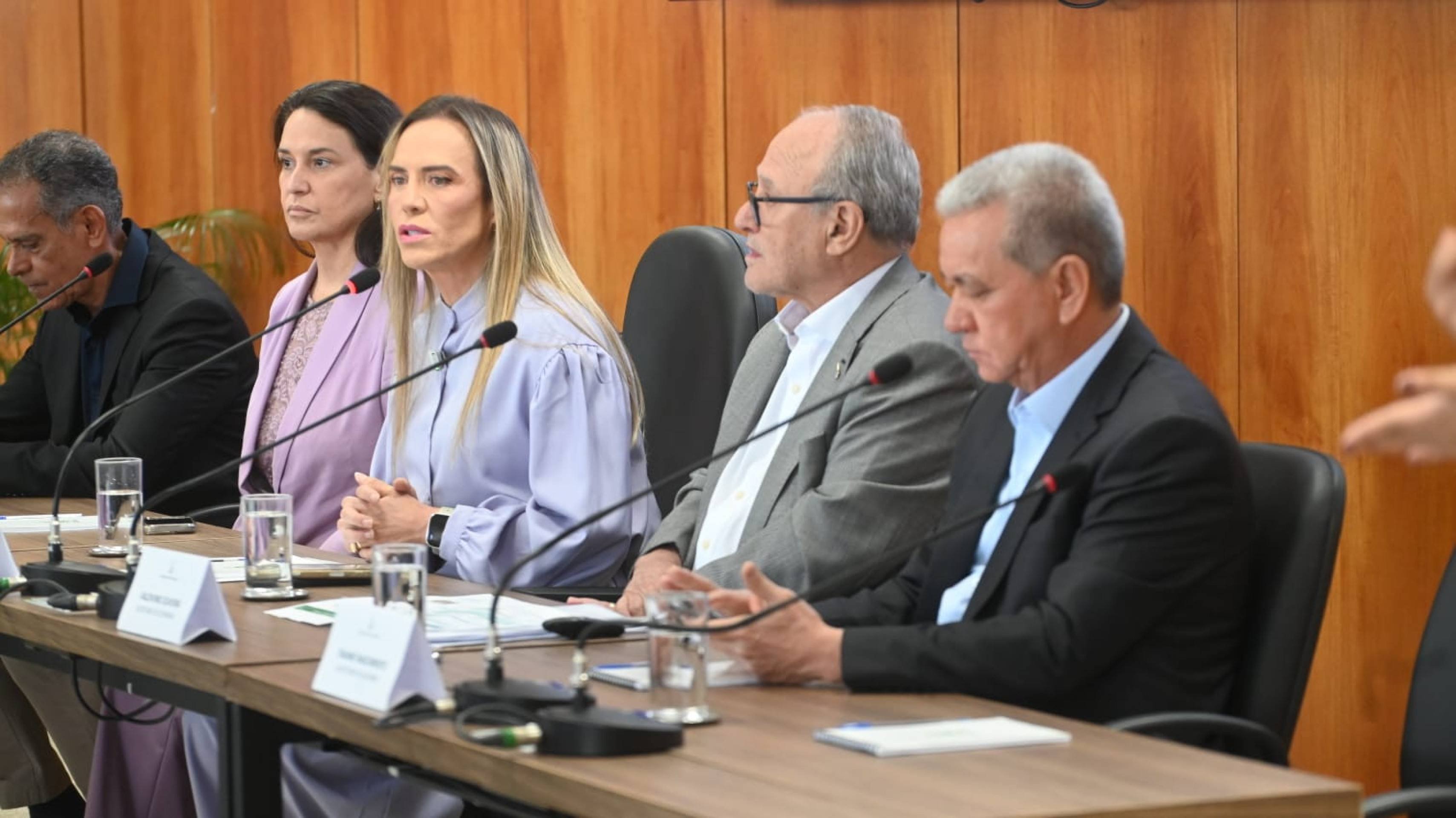 Celina Le&atilde;o fez balan&ccedil;o do cen&aacute;rio fiscal do DF