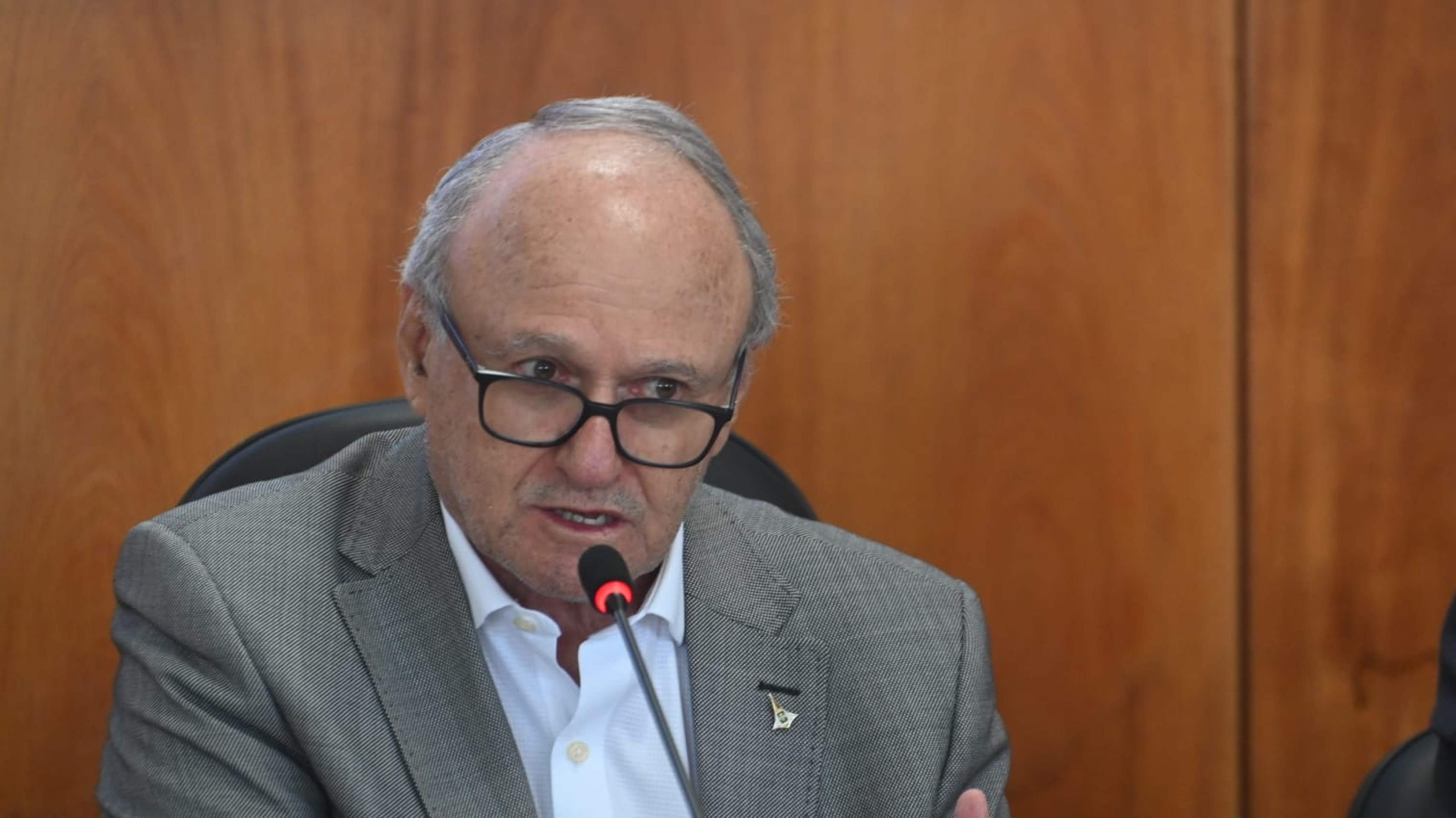 GDF projeta virar o ano com superávit de R$ 3 bilhões