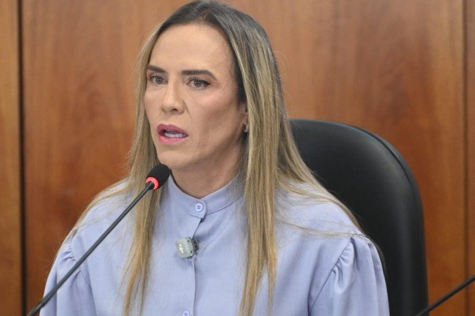 Antes de audiência com Fux, Celina evita comentar negociação do BRB - (crédito: Ed Alves/CB/DA Press) Antes de audiência com Fux, Celina evita comentar negociação do BRB - (crédito: Ed Alves/CB/DA Press)