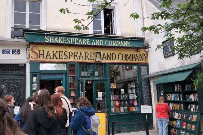 Shakespeare & Co, de Paris, e por que livrarias se tornam pontos turísticos - (crédito: Uai Turismo) Shakespeare & Co, de Paris, e por que livrarias se tornam pontos turísticos - (crédito: Uai Turismo)