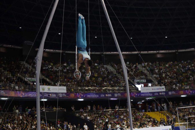 Grande nome da ginástica brasileira e mundial, Caio Souza foi destaque no Nilson Nelson