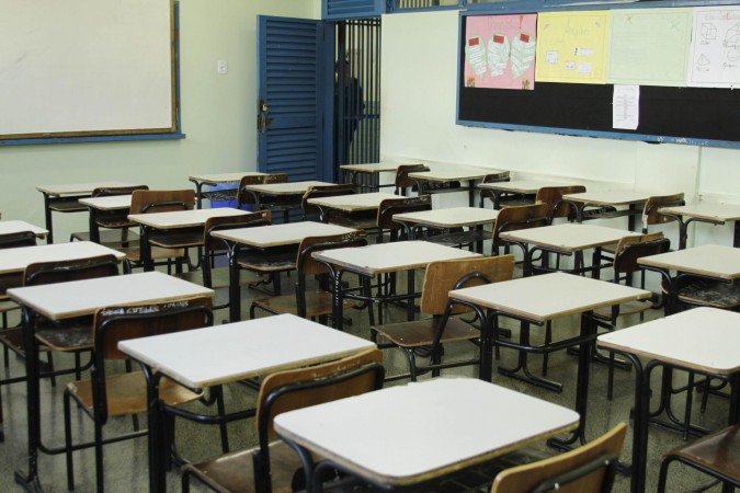 Entre 2023 e 2025, 120 escolas entraram nas áreas classificadas como críticas por pelo menos um ano, e seis instituições permaneceram imersas nesse cenário de altíssimo risco durante todo o período
- (crédito: Viola Júnior/Esp. CB) Entre 2023 e 2025, 120 escolas entraram nas áreas classificadas como críticas por pelo menos um ano, e seis instituições permaneceram imersas nesse cenário de altíssimo risco durante todo o período
- (crédito: Viola Júnior/Esp. CB)
