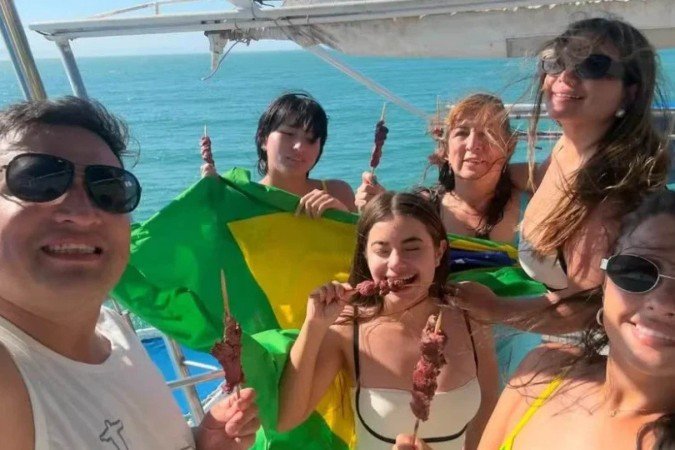 Família colombiana estava em helicóptero que caiu no Rio de Janeiro - (crédito: Reprodução/Redes sociais) Família colombiana estava em helicóptero que caiu no Rio de Janeiro - (crédito: Reprodução/Redes sociais)