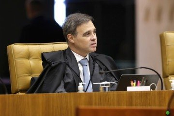 O foco central é o investimento de recursos previdenciários em títulos do Banco Master -  (crédito: Alejandro Zambrana/STF)