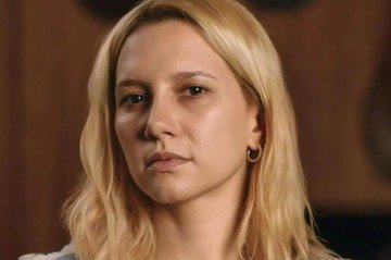 Lorena Comparato como Elize Matsunaga
 -  (crédito: Ana Pazian/Netflix)