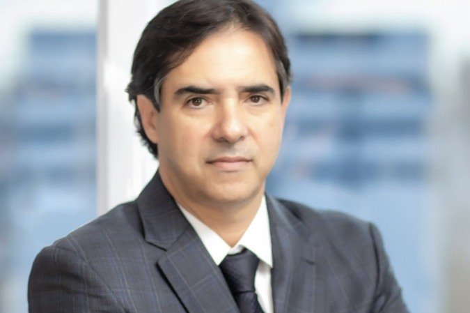 Eixo Capital. Flávio Buonaduce Borges é advogado e presidente da Federação Nacional dos Institutos dos Advogados (FENIA) - (crédito: Divulgação ) Eixo Capital. Flávio Buonaduce Borges é advogado e presidente da Federação Nacional dos Institutos dos Advogados (FENIA) - (crédito: Divulgação )
