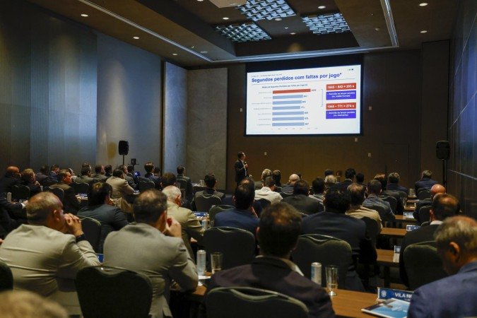 Os clubes se reuniram nesta segunda-feira em hotel da Barra da Tijuca com a CBF - (crédito: Divulgação/CBF) Os clubes se reuniram nesta segunda-feira em hotel da Barra da Tijuca com a CBF - (crédito: Divulgação/CBF)