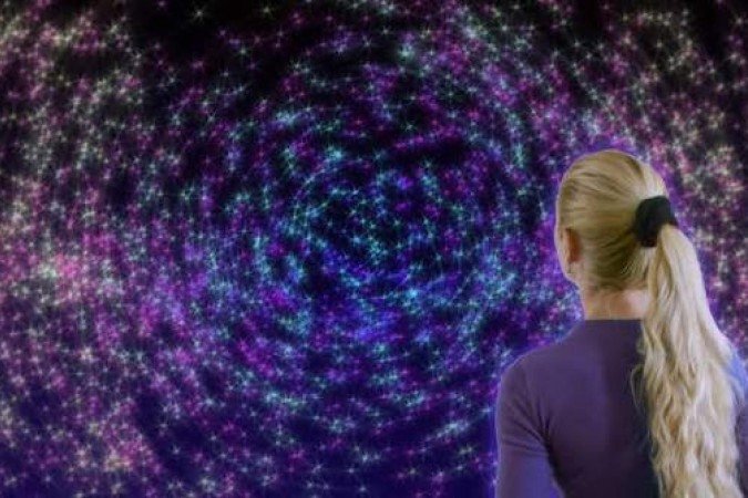 Na maioria das vezes, as experiências ocorreram em ambientes não religiosos nem ritualísticos
- (crédito: Hana Chramostova/Divulgação ) Na maioria das vezes, as experiências ocorreram em ambientes não religiosos nem ritualísticos
- (crédito: Hana Chramostova/Divulgação )