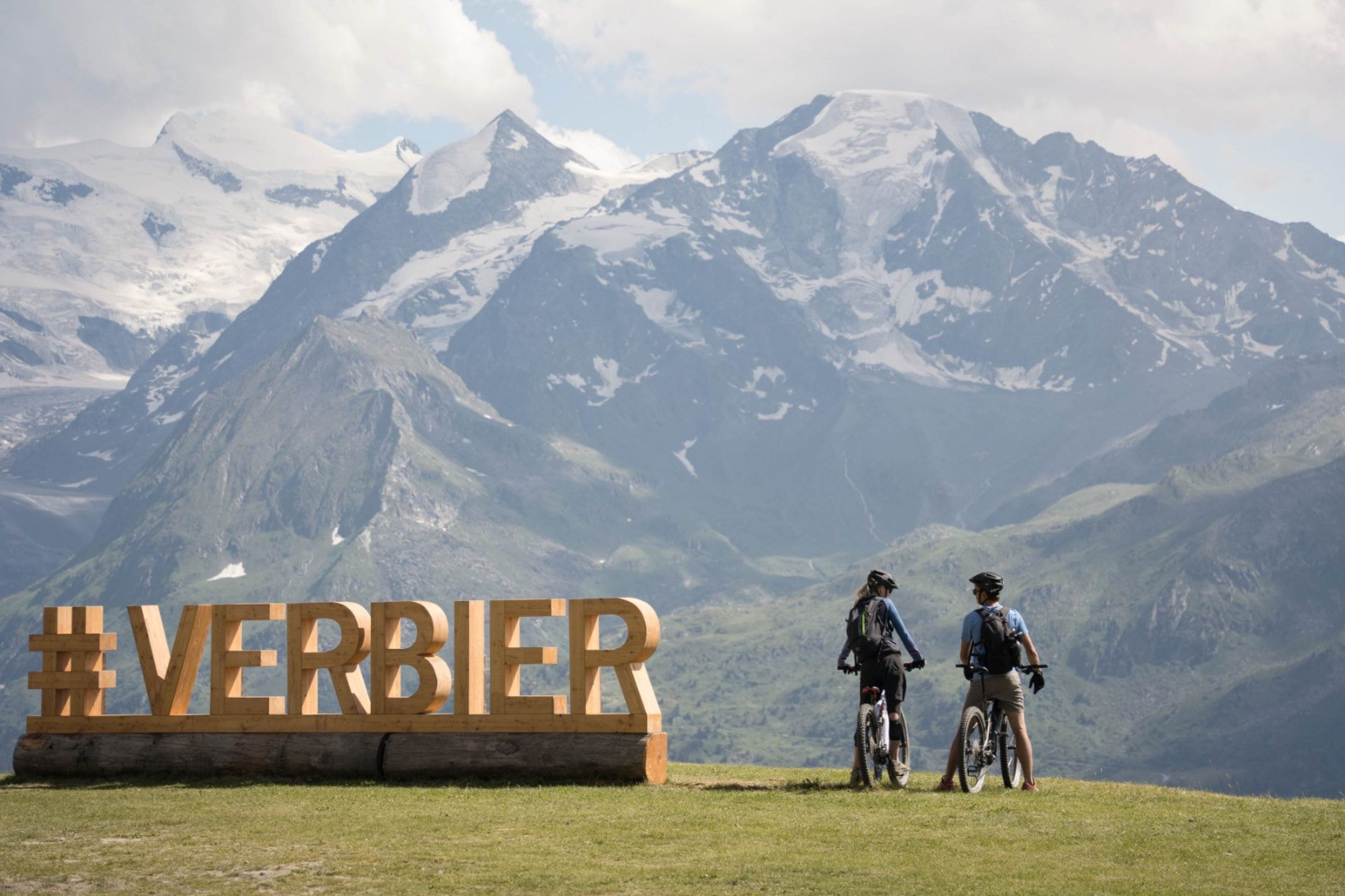 Retiro de mountain bike nos Alpes suíços terá campeões mundiais