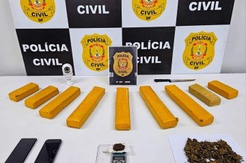 As substâncias entorpecentes apreendidas foram encaminhadas ao Instituto 
de Criminalística (IC) para realização dos exames periciais pertinentes. -  (crédito: Divulgação/PCDF)