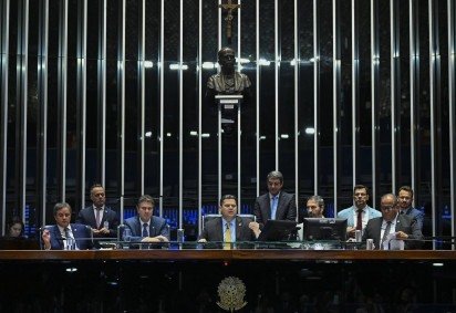 Ao dar início à semana de esforço concentrado, Alcolumbre pautou a instalação da comissão que vai apreciar o fim da taxa das blusinhas -  (crédito:  Ton Molina/Agência Senado)