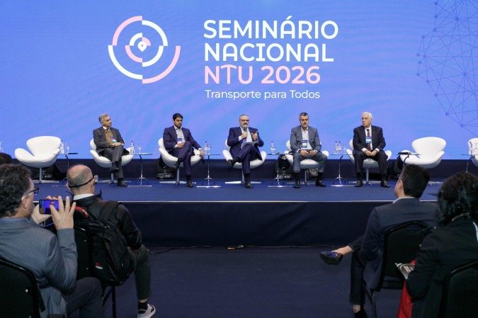 Com queda de passageiros pagantes para 55,4%, NTU defende que verbas da Educação e Saúde banquem gratuidades no transporte - (crédito: MBM Fotografia/Divulgação) Com queda de passageiros pagantes para 55,4%, NTU defende que verbas da Educação e Saúde banquem gratuidades no transporte - (crédito: MBM Fotografia/Divulgação)