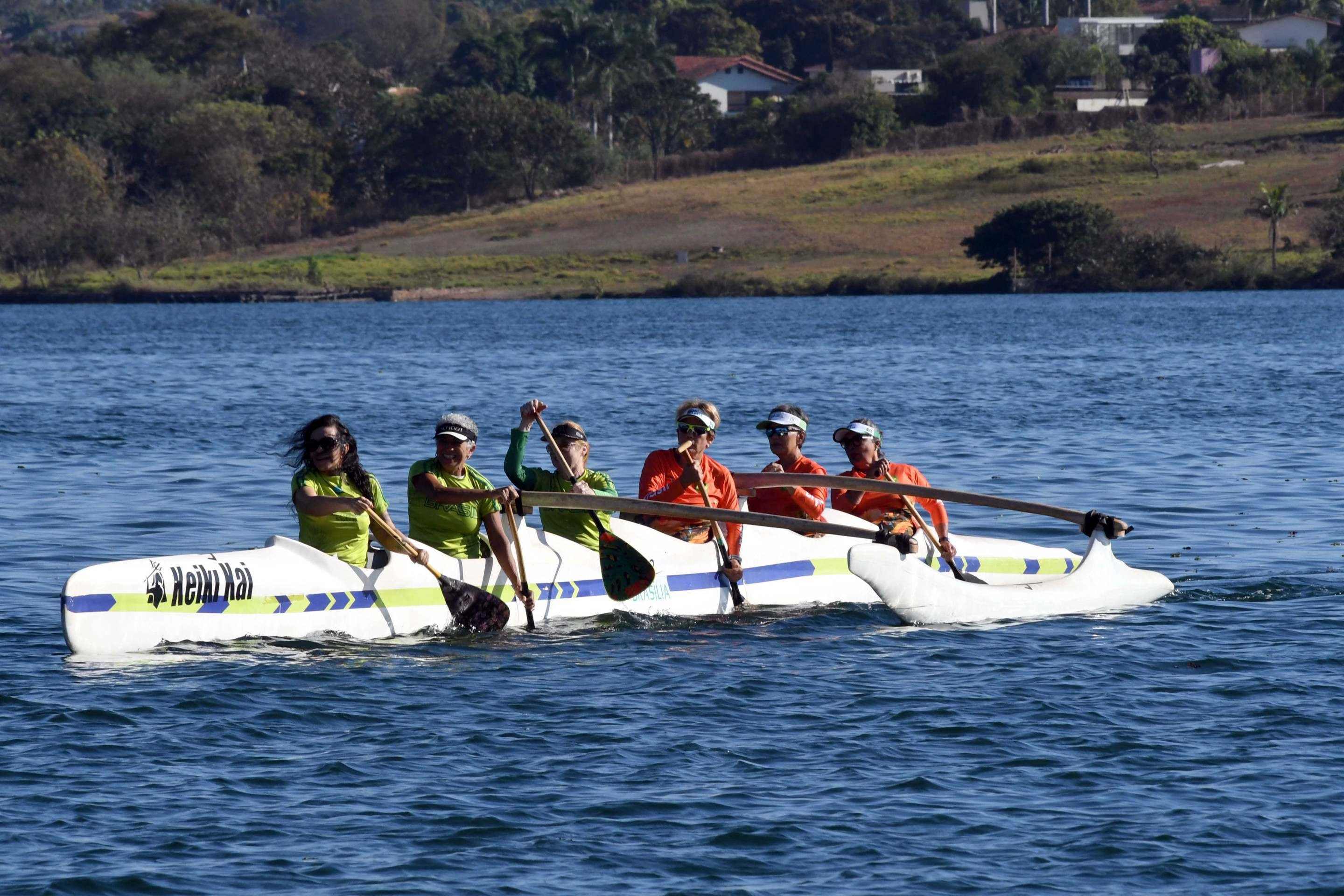  Grupo 60 + de canoagem treina no Lago Parano&aacute;