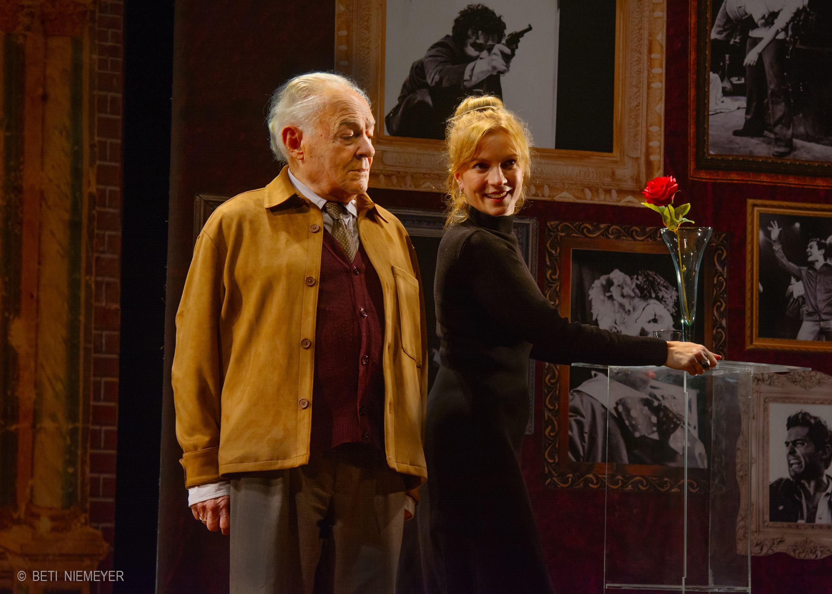Othon Bastos e Marta Peret, a mem&oacute;ria na pe&ccedil;a