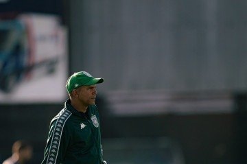 Victor Santana é o braço direito do técnico Luiz Carlos Souza na comissão técnica - (crédito: Filipe Fonseca/SEG) Victor Santana é o braço direito do técnico Luiz Carlos Souza na comissão técnica - (crédito: Filipe Fonseca/SEG)