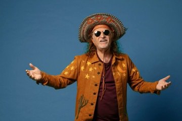 Alceu Valen&ccedil;a celebra os 80 anos no Maior S&atilde;o Jo&atilde;o do Cerrado com show especial em Ceil&acirc;ndia -  (crédito: L&eacute;o Aversa/Divulga&ccedil;&atilde;o)