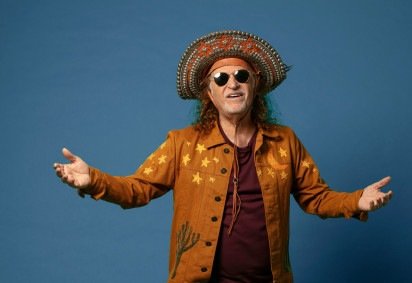Alceu Valen&ccedil;a celebra os 80 anos no Maior S&atilde;o Jo&atilde;o do Cerrado com show especial em Ceil&acirc;ndia -  (crédito: L&eacute;o Aversa/Divulga&ccedil;&atilde;o) -Alceu Valen&ccedil;a celebra os 80 anos no Maior S&atilde;o Jo&atilde;o do Cerrado com show especial em Ceil&acirc;ndia -  (crédito: L&eacute;o Aversa/Divulga&ccedil;&atilde;o)