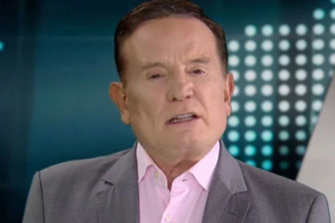 Roberto Cabrini vai trocar a Record pela Globo? Emissora se manifesta - (crédito: Reprodução/Record) Roberto Cabrini vai trocar a Record pela Globo? Emissora se manifesta - (crédito: Reprodução/Record)