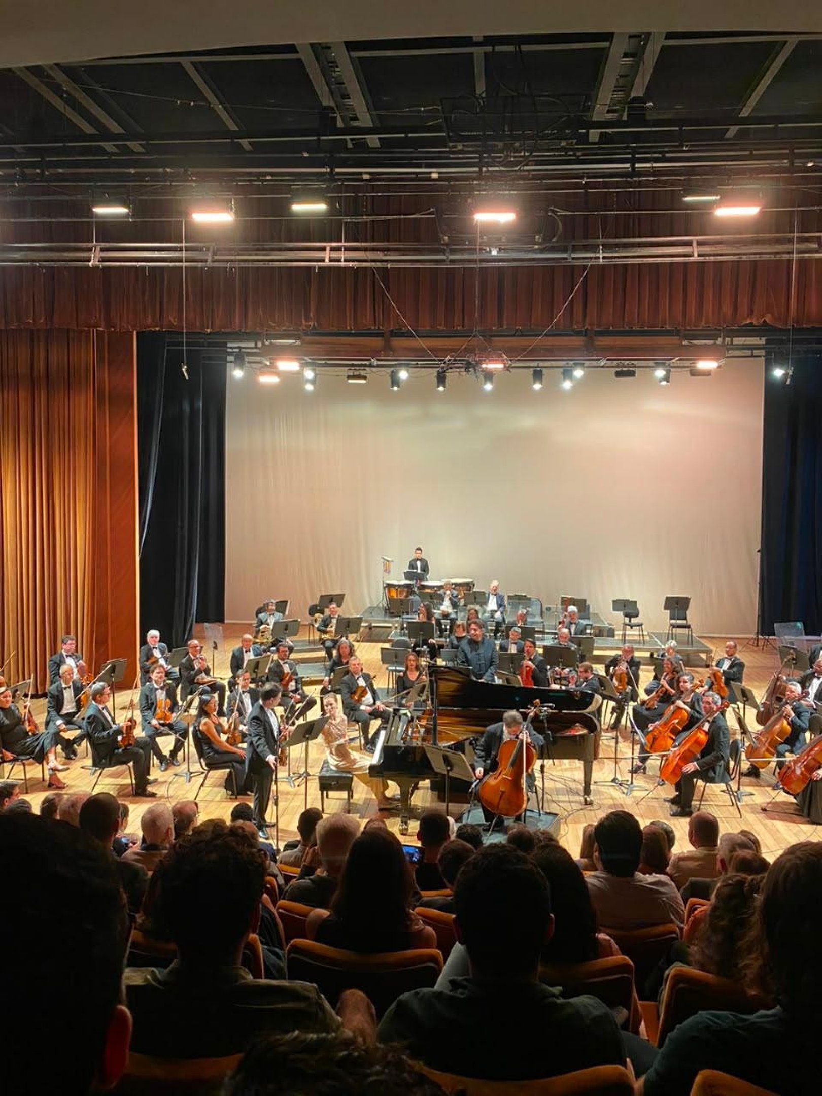 Orquestra Sinf&ocirc;nica do Teatro Nacional Claudio Santoro na sala Martins Pena