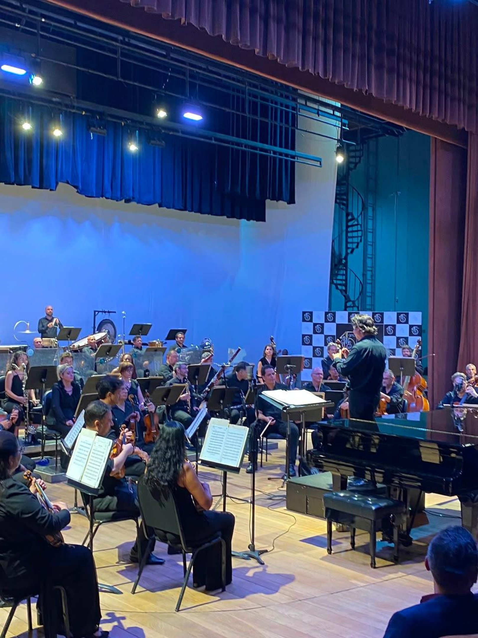 Orquestra Sinf&ocirc;nica do Teatro Nacional Claudio Santoro na sala Martins Pena