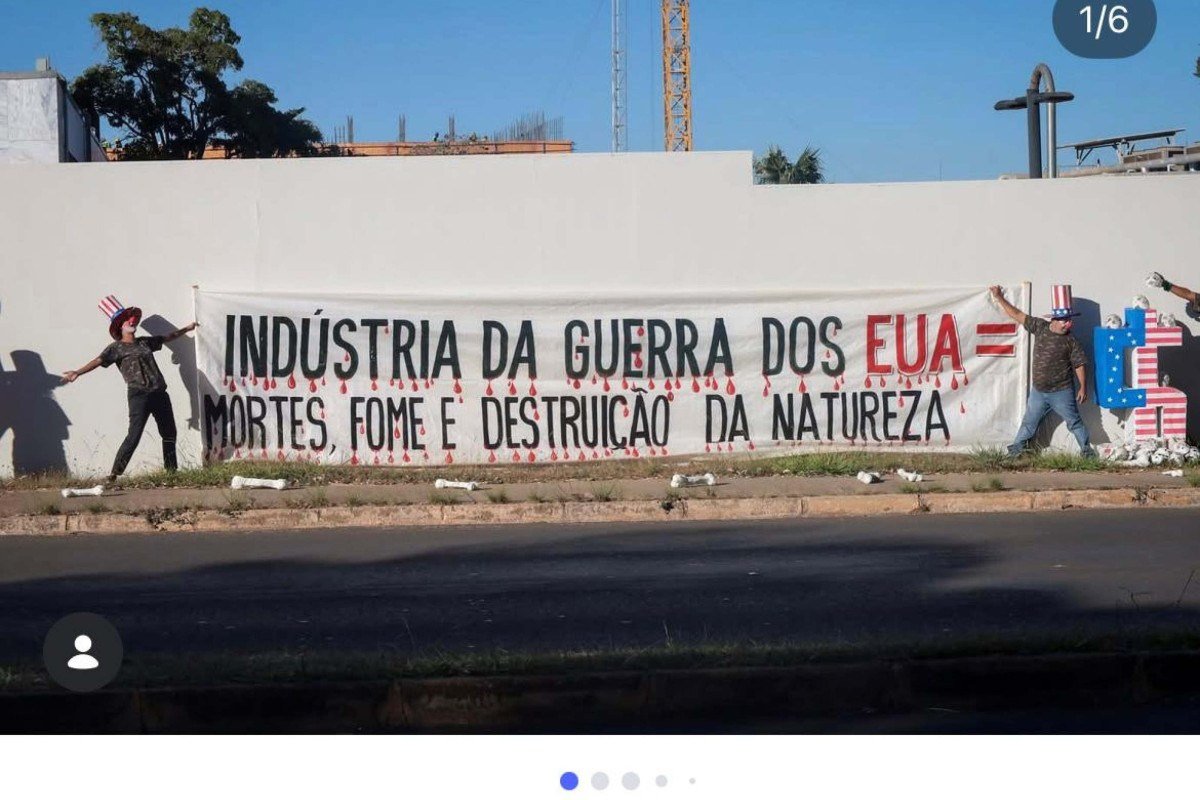 O grupo confirmou, nas redes sociais, a autoria da picha&ccedil;&atilde;o
