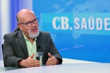 CB.Saude recebe Gustavo Romero, infectologista, professor da UnB e ex-consultor da ONU - (crédito: Ed Alves/CB/D.A Press) CB.Saude recebe Gustavo Romero, infectologista, professor da UnB e ex-consultor da ONU - (crédito: Ed Alves/CB/D.A Press)