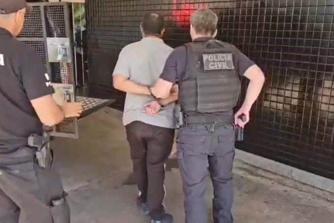 Homem foi preso em Planaltina, no DF - (crédito: PCDF/Divulgação) Homem foi preso em Planaltina, no DF - (crédito: PCDF/Divulgação)