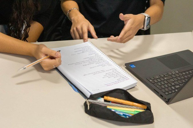 Os port&otilde;es ser&atilde;o abertos &agrave;s 12h, e o in&iacute;cio da aplica&ccedil;&atilde;o est&aacute; agendado para &agrave;s 13h.  -  (crédito: Diogo Cazuza)