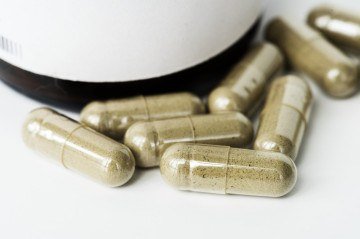 Produtos que prometem o mesmo efeito das canetas emagrecedoras eram fábricas sem autorização e vendido irregularmente como medicamentos
- (crédito: Reprodução/Magnific) Produtos que prometem o mesmo efeito das canetas emagrecedoras eram fábricas sem autorização e vendido irregularmente como medicamentos
- (crédito: Reprodução/Magnific)