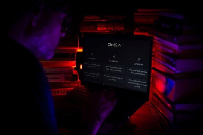 Em <em>Minority Report</em>, tecnologia aliada à mente dos <em>precogs</em> (pessoas capazes de sonhar prevendo o futuro), era capaz de prever crimes, possibilitando que eles fossem antecipados - (crédito: Divulgação/Polícia Civil do Espírito Santo) Em <em>Minority Report</em>, tecnologia aliada à mente dos <em>precogs</em> (pessoas capazes de sonhar prevendo o futuro), era capaz de prever crimes, possibilitando que eles fossem antecipados - (crédito: Divulgação/Polícia Civil do Espírito Santo)