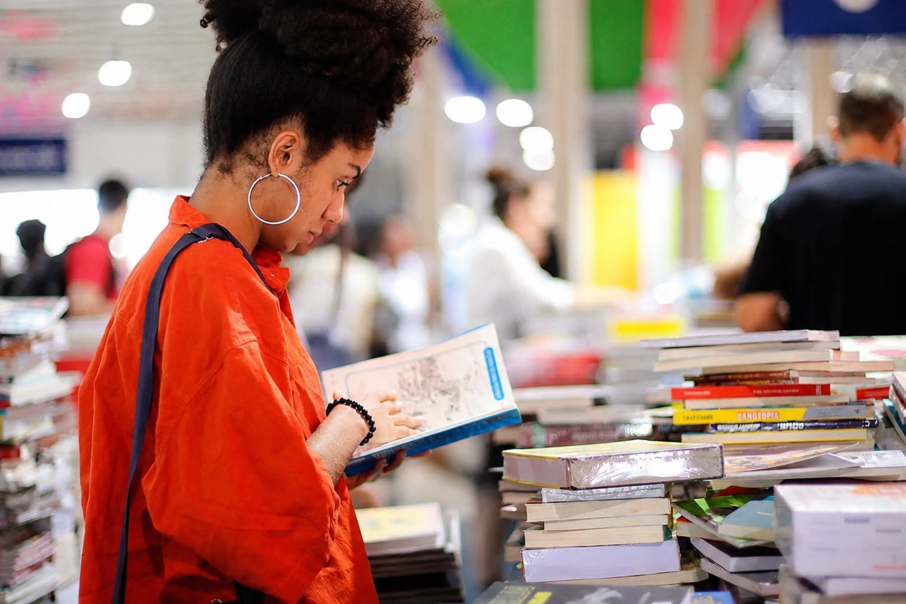 Após quatro anos, Bienal do Livro de Brasília volta ao Museu Nacional