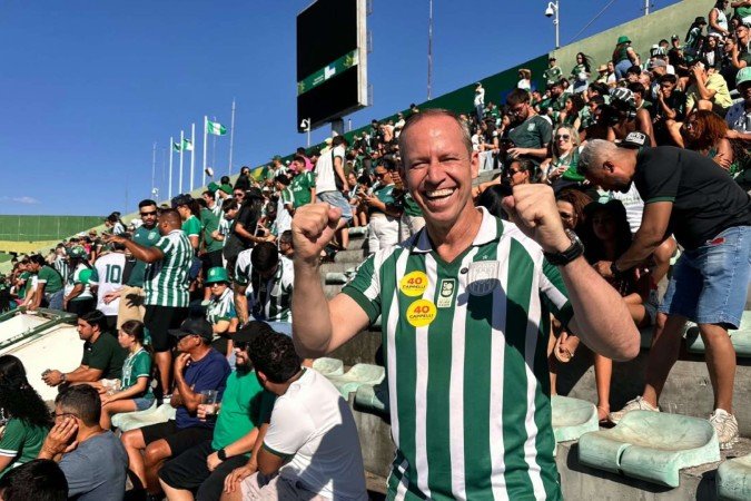 Ricardo Cappelli (PSB) acompanhou o jogo no Bezerr&atilde;o