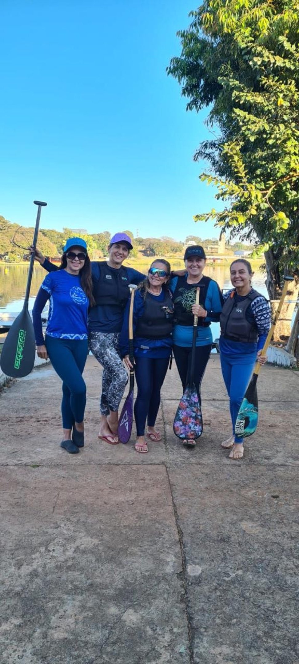 Equipe feminina 50+ da base Scheidt que estar&aacute; em Singapura