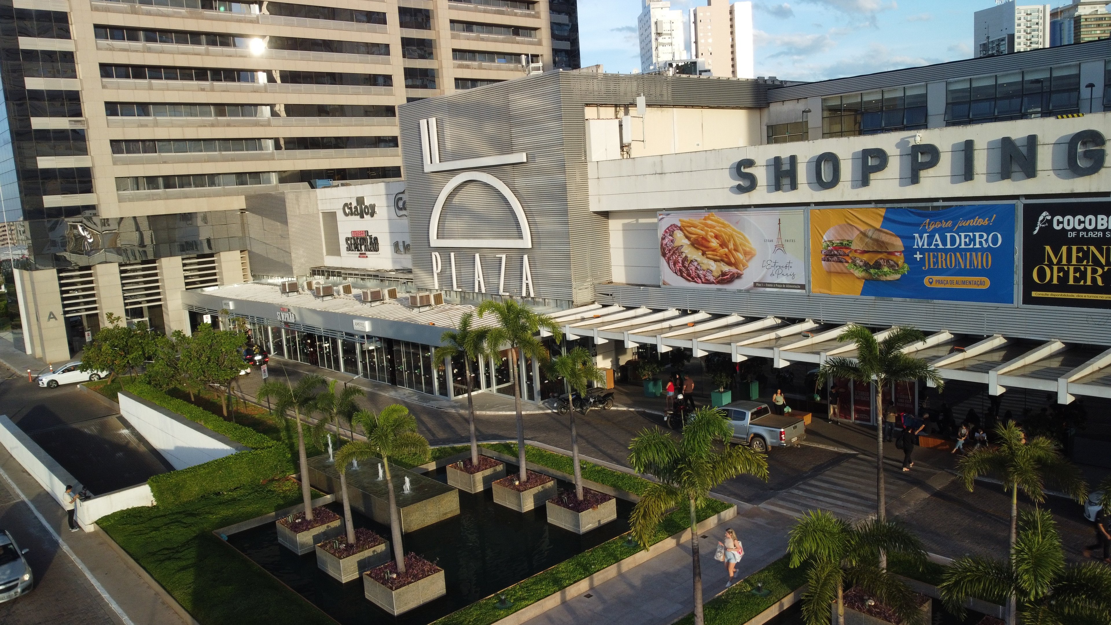 O DF Plaza Shopping se destaca com uma ampla variedade de opções gastronômicas e novas operações para seus visitantes - (crédito: Divulgação) O DF Plaza Shopping se destaca com uma ampla variedade de opções gastronômicas e novas operações para seus visitantes - (crédito: Divulgação)