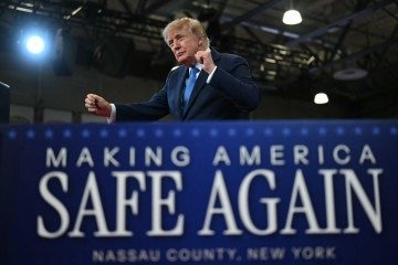 Donald Trump após discurso na Academia de Polícia do Condado de Nassau, em Nova York: em maio, republicano tinha alertado aliado árabe - (crédito: Kent Nishimura/AFP) Donald Trump após discurso na Academia de Polícia do Condado de Nassau, em Nova York: em maio, republicano tinha alertado aliado árabe - (crédito: Kent Nishimura/AFP)