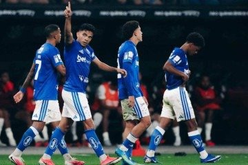 Raposa vence fora de casa e dá um salto na tabela - (crédito: Foto: Marco Galvão/Cruzeiro) Raposa vence fora de casa e dá um salto na tabela - (crédito: Foto: Marco Galvão/Cruzeiro)