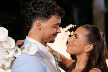 Filho de Carla Perez e Xanddy se casa em ilha particular; veja fotos da cerimônia luxuosa - (crédito: Observatorio dos Famosos) Filho de Carla Perez e Xanddy se casa em ilha particular; veja fotos da cerimônia luxuosa - (crédito: Observatorio dos Famosos)