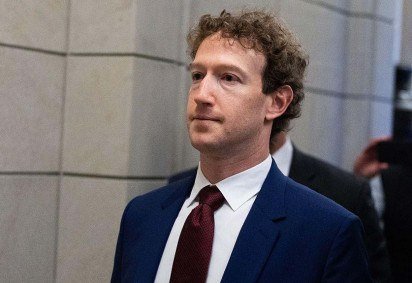 Uma decisão recente de um tribunal federal concluiu que as redes sociais são um fator que contribui para a deterioração da saúde mental entre os jovens -  (crédito: Reuters) -Uma decisão recente de um tribunal federal concluiu que as redes sociais são um fator que contribui para a deterioração da saúde mental entre os jovens -  (crédito: Reuters)