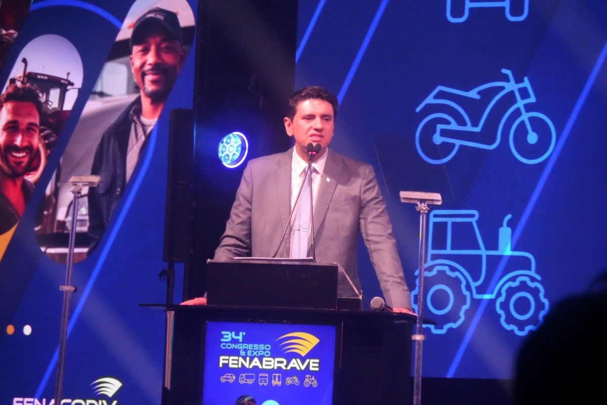Fenabrave realiza evento para debater futuro das concessionárias - QTU Questões do Universo