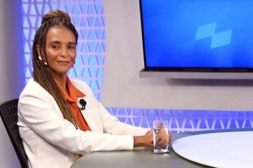Candidata a vice-governadora pelo PV comentou sobre como será sua forma de atuação e disse que irá focar num mandato ativo em diálogo com a população
- (crédito: Ed Alves/CB/D.A Press) Candidata a vice-governadora pelo PV comentou sobre como será sua forma de atuação e disse que irá focar num mandato ativo em diálogo com a população
- (crédito: Ed Alves/CB/D.A Press)