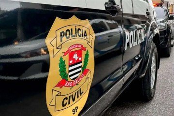 Polícia Civil de São Paulo prendeu o suspeito do crime, que confessou o assassinato do advogado durante o interrogatório - (crédito: Divulgação/Polícia Civil do Estado de São Paulo) Polícia Civil de São Paulo prendeu o suspeito do crime, que confessou o assassinato do advogado durante o interrogatório - (crédito: Divulgação/Polícia Civil do Estado de São Paulo)